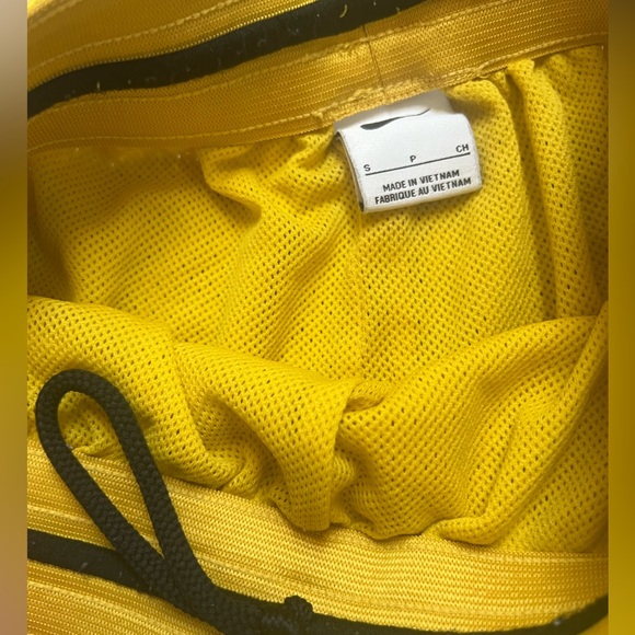 Men Nike Shorts - Picture 3 of 5